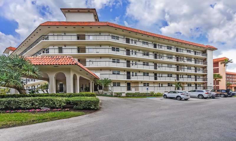 2871 N Ocean Boulevard # F429, Boca Raton FL 33431