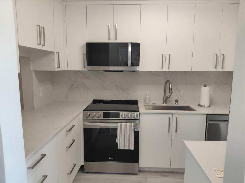 1951 NE 39th Street # 127, Lighthouse Point FL 33064