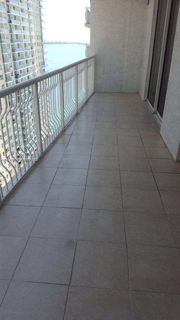 1200 Brickell Bay Dr # 2506, Miami FL 33131