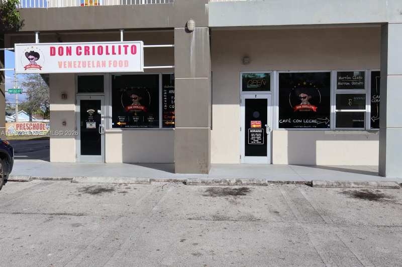 12039 SW 132 CT  suite 21, Miami FL 33186