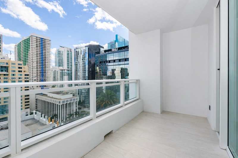 1080 Brickell Ave # 1706, Miami FL 33131