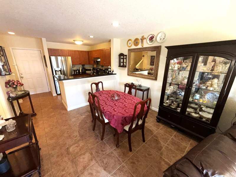 4839 Via Palm Lakes # 1106, West Palm Beach FL 33417