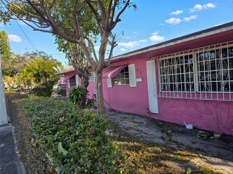 5132 NW 14th Ave, Miami FL 33142