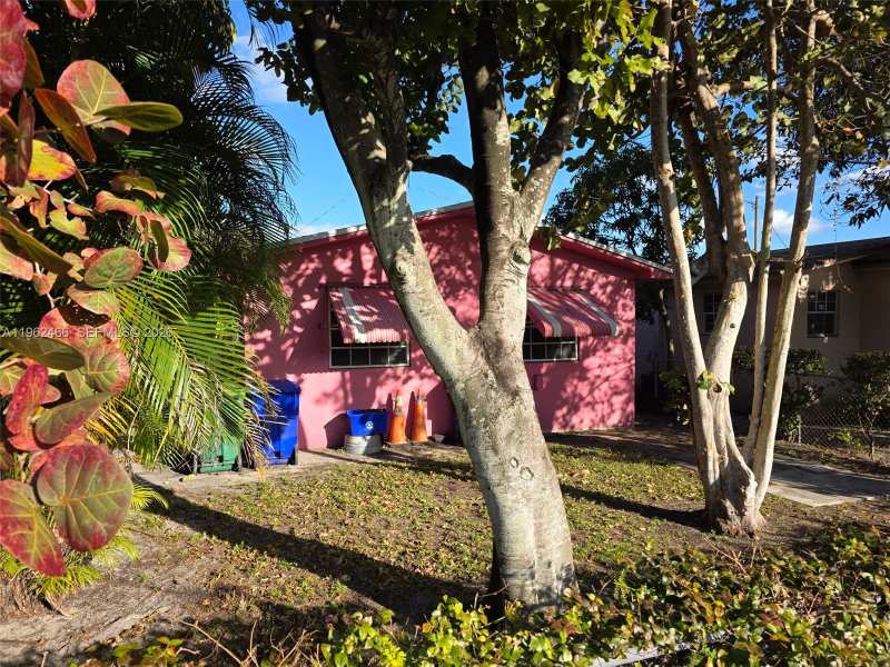 5132 NW 14th Ave, Miami FL 33142