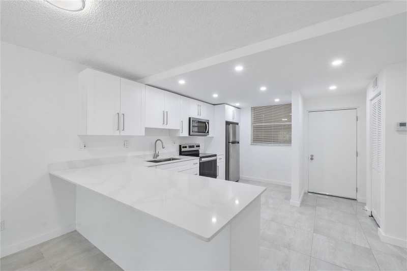 3751 Environ Boulevard # 243, Lauderhill FL 33319
