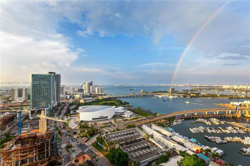 244 Biscayne Blvd # 4604, Miami FL 33132