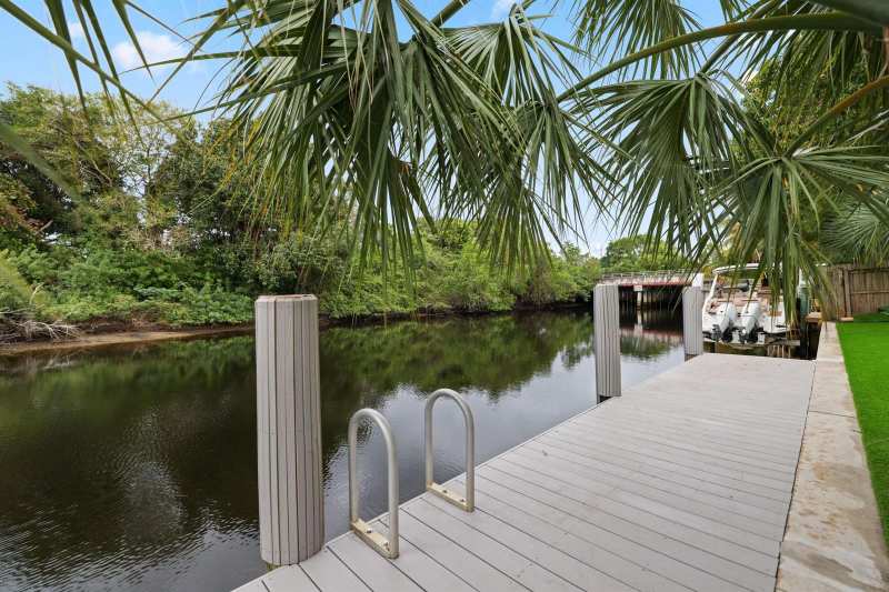 550 SW 6th Avenue, Boca Raton FL 33486