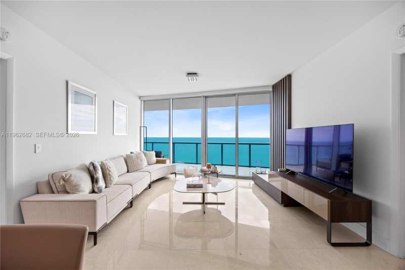 17001 Collins Ave # 3507, Sunny Isles Beach FL 33160