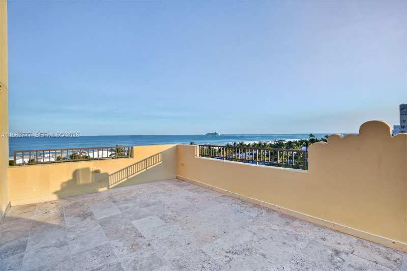 1330 Ocean Dr, Miami Beach FL 33139