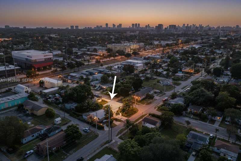 2001 N 22nd Ave, Hollywood FL 33020