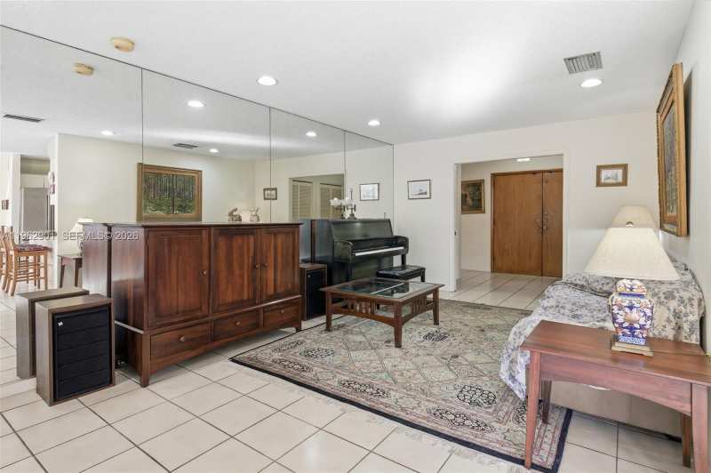 9208 Emerson Ave, Surfside FL 33154