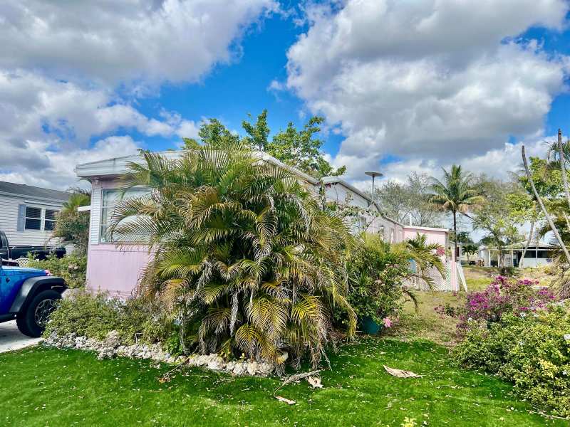 305 NW 50th Court, Pompano Beach FL 33064