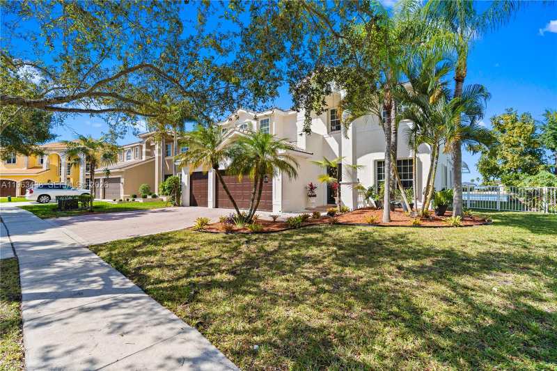 15341 SW 20th St, Miramar FL 33027