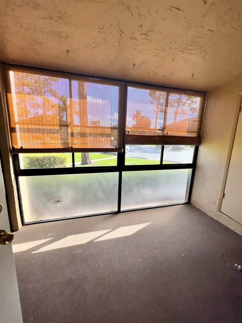 231 Pine Hov Circle # 1, FL 33463