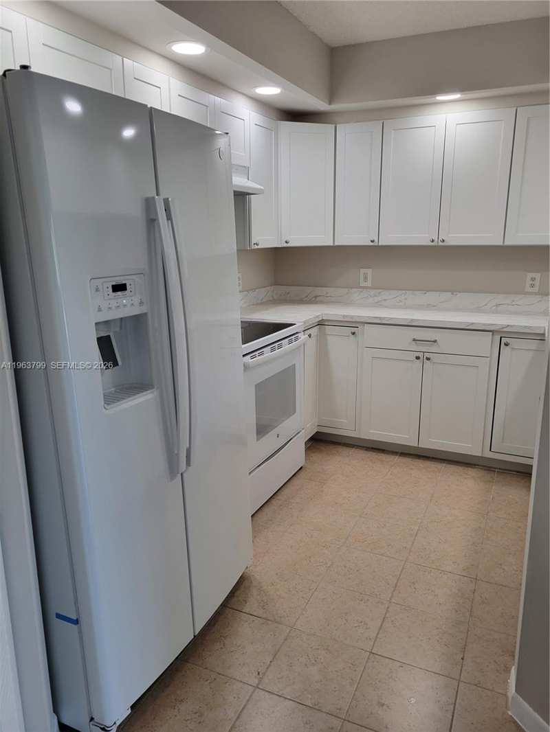 12651 SW 16th Ct # 211B, Pembroke Pines FL 33027
