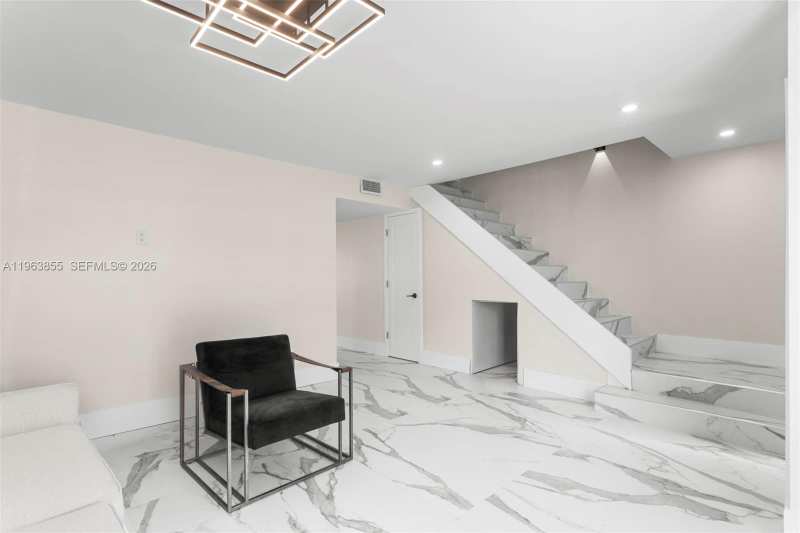 3973 NE 167th St # 12, North Miami Beach FL 33160