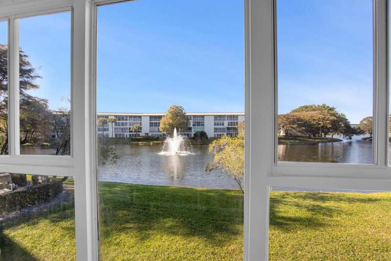 1705 Andros Isle # J2, Coconut Creek FL 33066