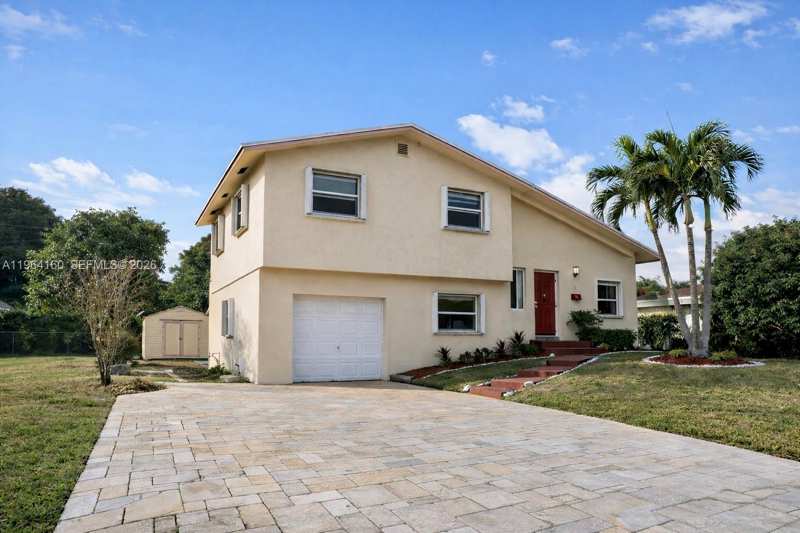 640 NW 16th St, Pompano Beach FL 33060