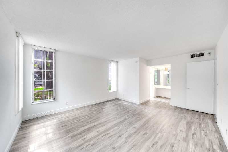 2601 S Course Drive # 111, Pompano Beach FL 33069