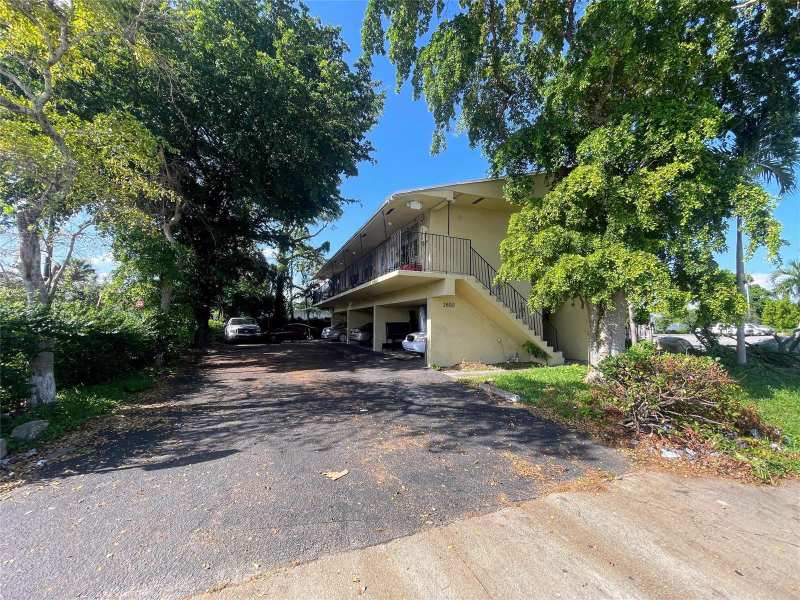 2800 W Sunrise Boulevard, Fort Lauderdale FL 33311