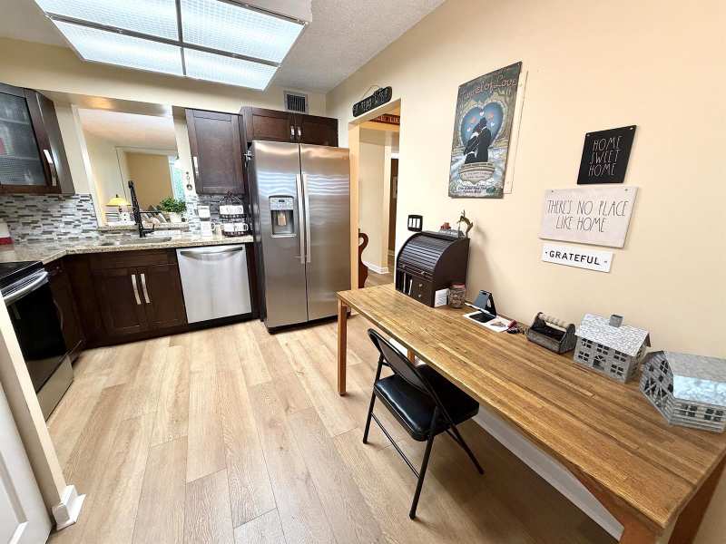 7320 Lake Cir Drive # 204, Margate FL 33063