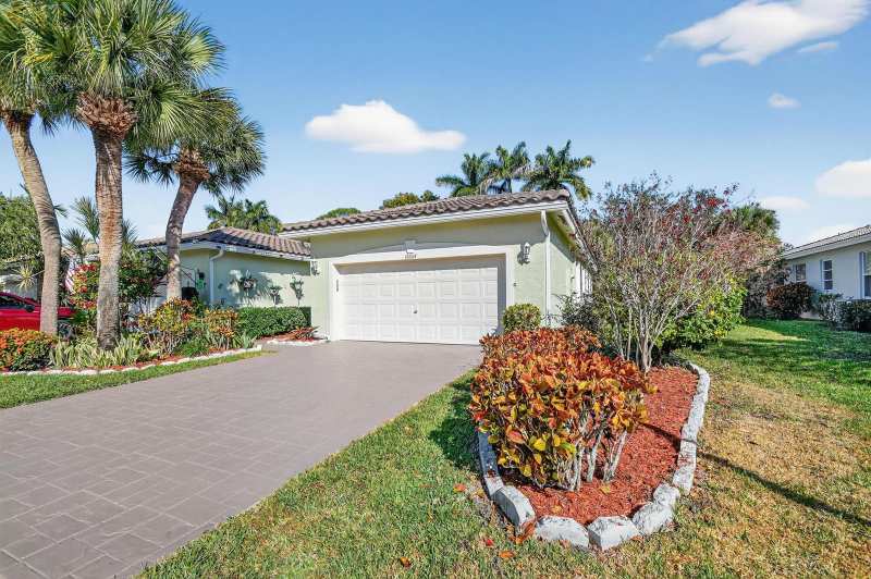 10664 Royal Caribbean Circle # 10664, Boynton Beach FL 33437