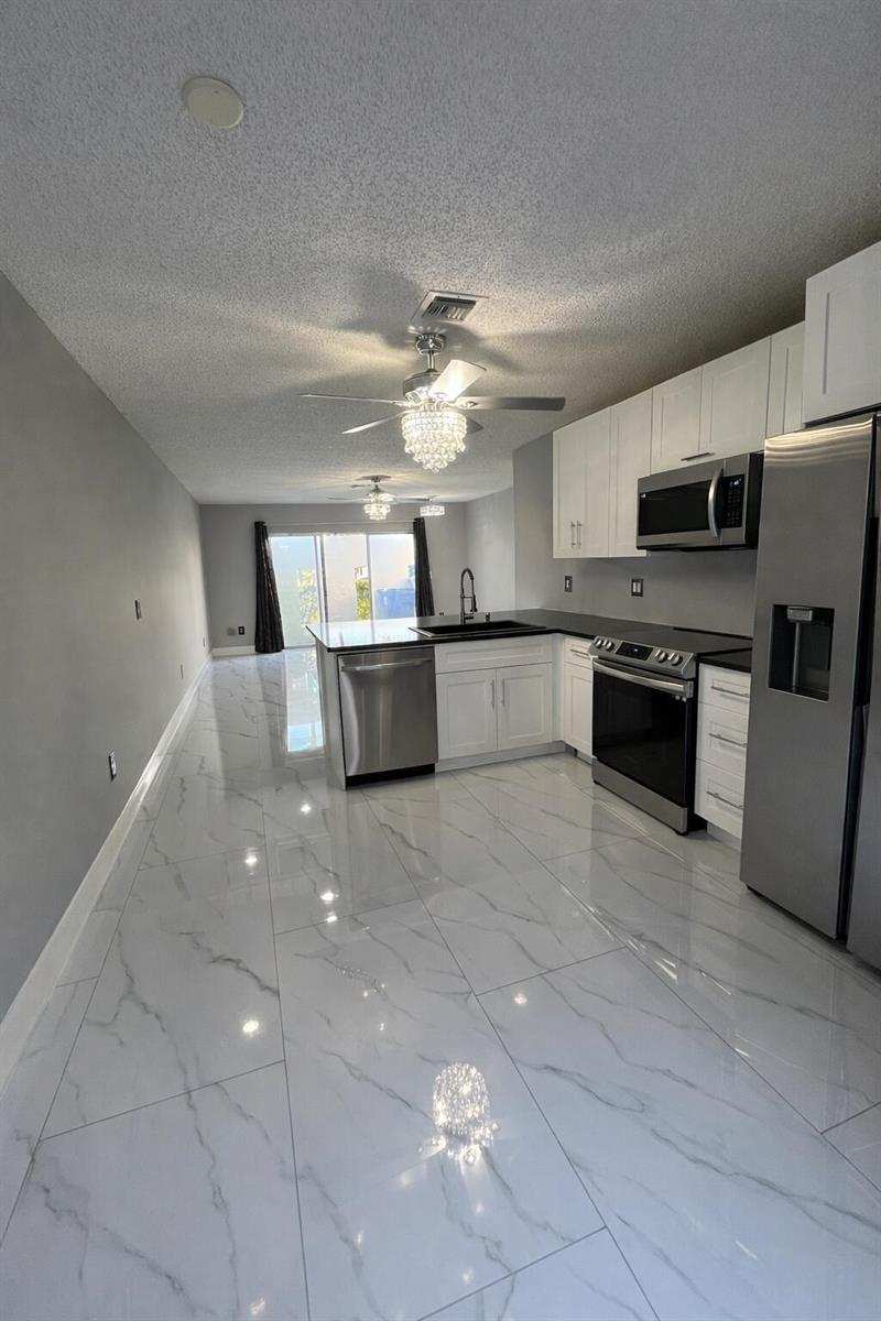 6770 Dupere Lane, Lake Worth FL 33467