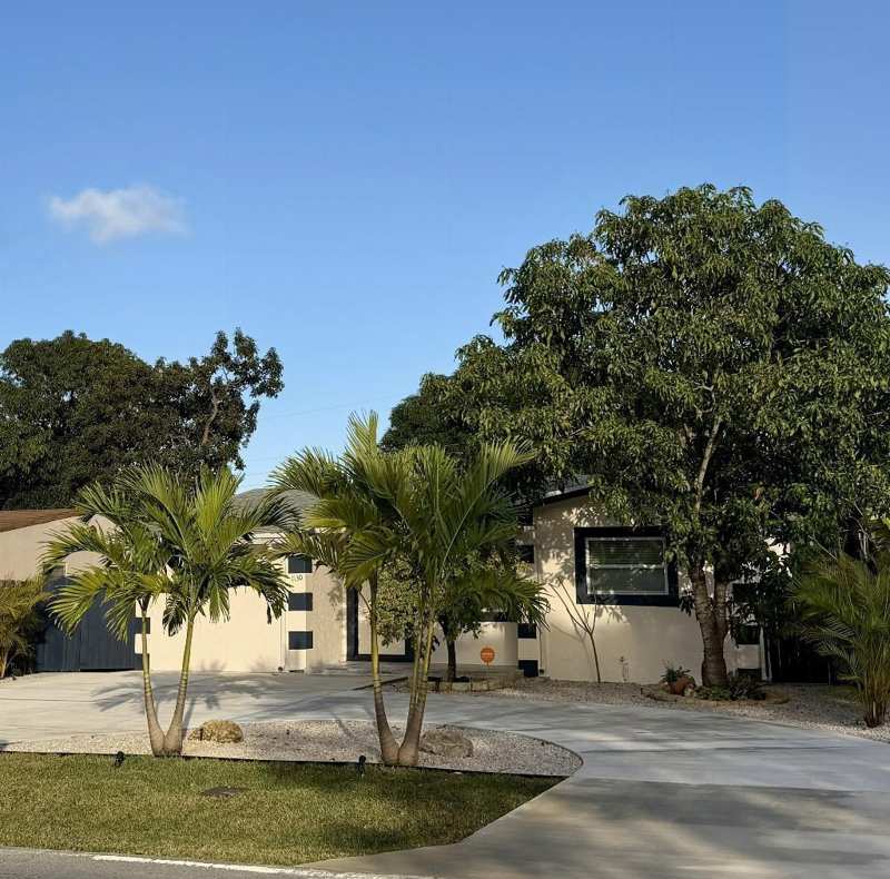1130 NW 7th Avenue, Fort Lauderdale FL 33311