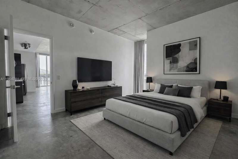 151 SE 1st St # 1501, Miami FL 33131