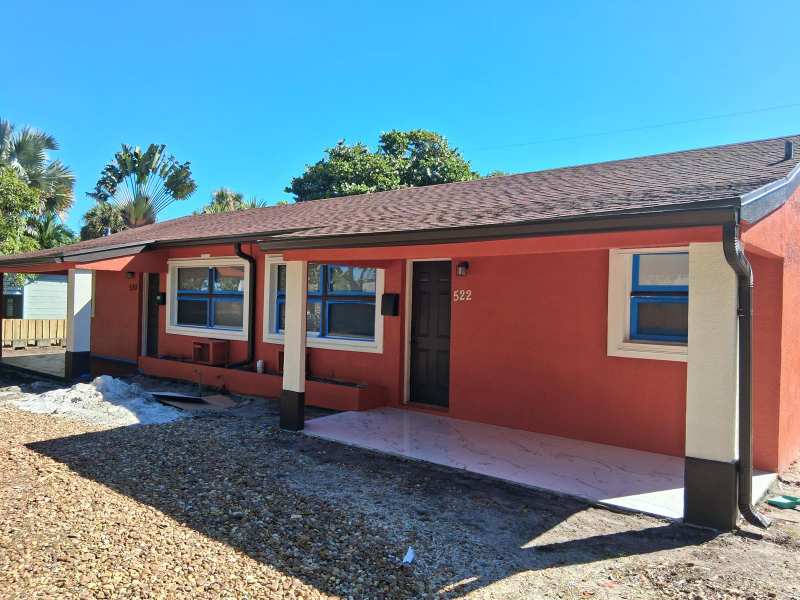 520 52nd Street, West Palm Beach FL 33407
