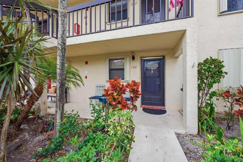 7142 Golf Colony Court # 102, Lake Worth FL 33467