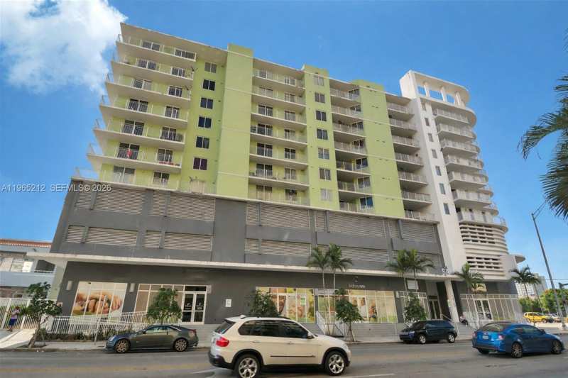 219 NW 12th Ave # 607, Miami FL 33128