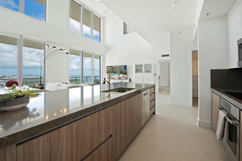 3470 E Coast Ave, Miami FL 33137