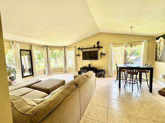 2371 NW 33rd Street # 712, Oakland Park FL 33309