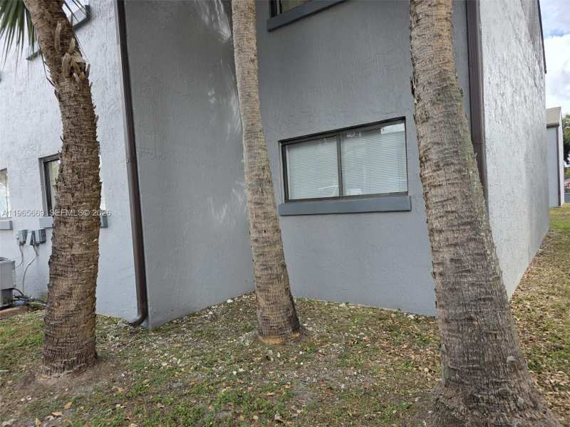 7421 SW 152nd Ave # 101, Miami FL 33193