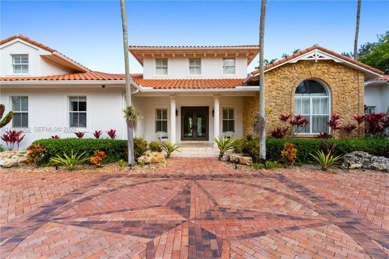 6235 Rolling Road Dr, Pinecrest FL 33156