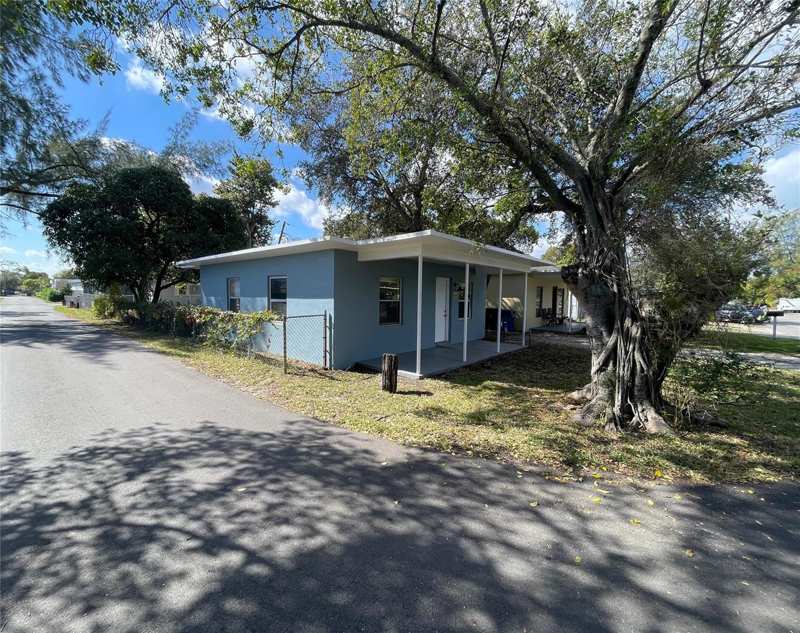 1602 NW 7th Place, Fort Lauderdale FL 33311