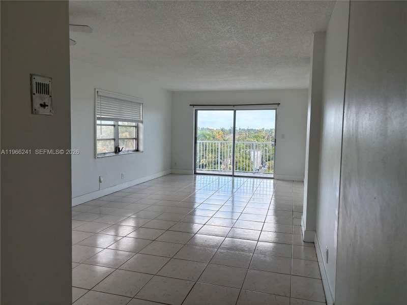 1701 Washington St # 504, Hollywood FL 33020