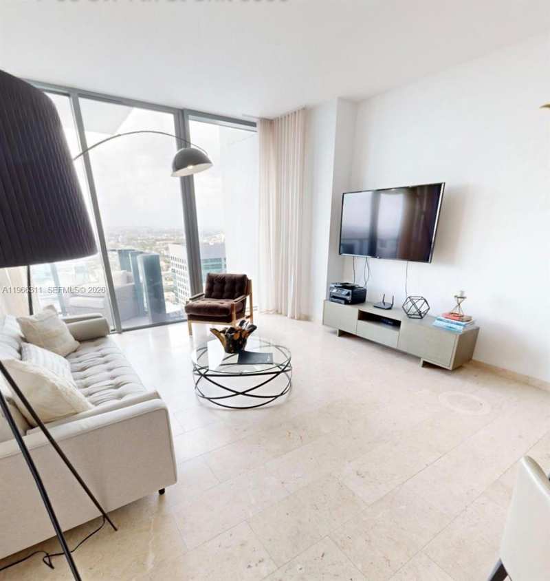 88 SW 7th St # 3006, Miami FL 33130
