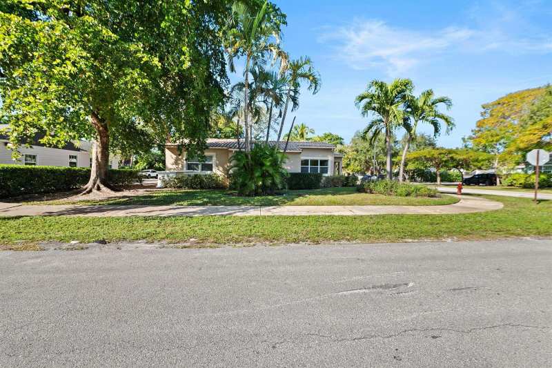 1901 SE 4th Avenue, Fort Lauderdale FL 33316