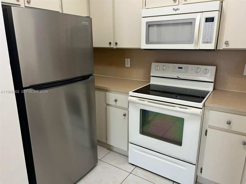 7220 NW 114th Ave # 307, Doral FL 33178