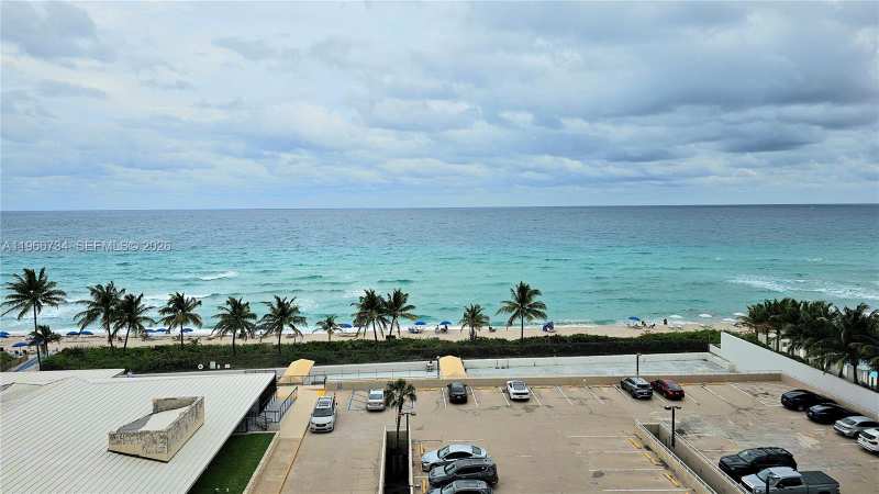 1980 S Ocean Dr # 7F, Hallandale Beach FL 33009