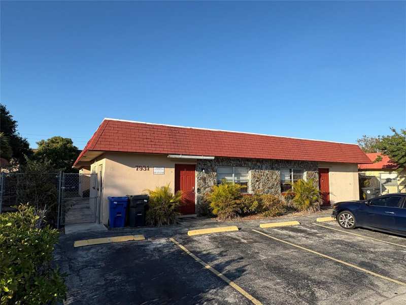 7931 SW 10th Street, North Lauderdale FL 33068