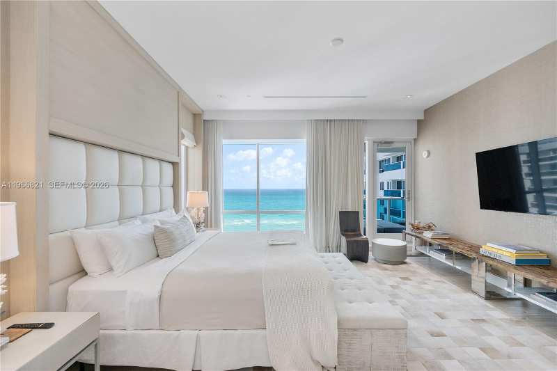 102 24th St # 1612, Miami Beach FL 33139
