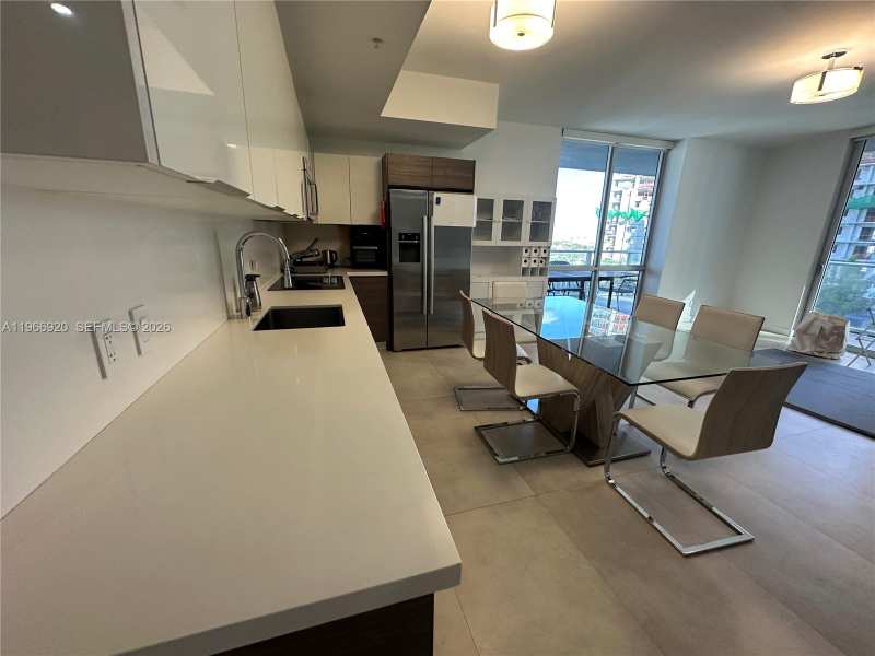 1010 SW 2nd Ave # 1208, Miami FL 33130