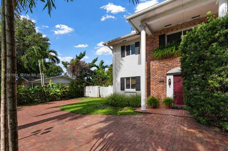 10672 SW 77th Ave # 10672, Pinecrest FL 33156