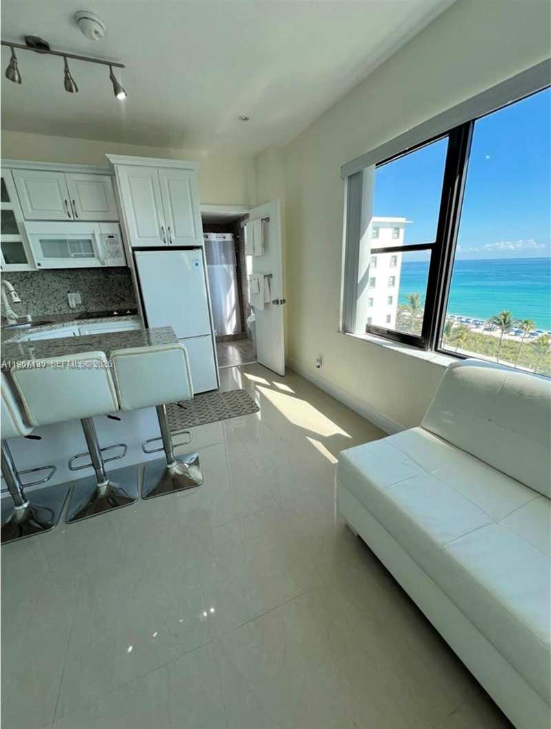 6345 Collins Ave # 908, Miami Beach FL 33141