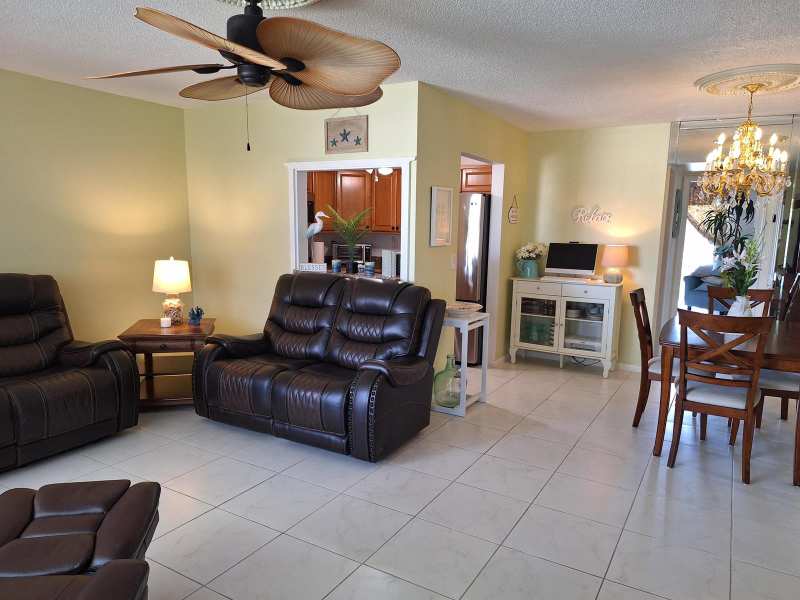 305 Andover L, West Palm Beach FL 33417