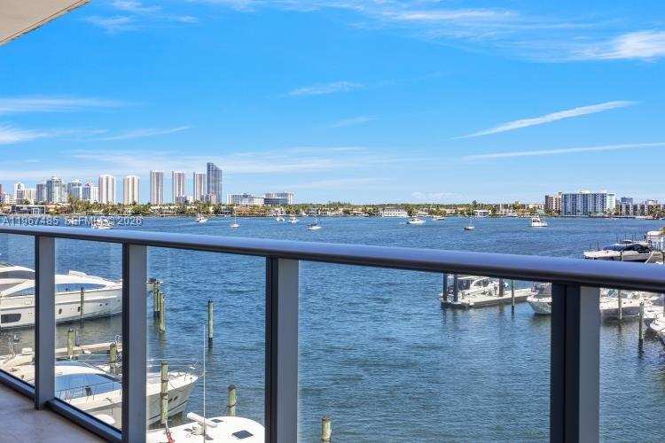 17301 Biscayne Blvd # 305, North Miami Beach FL 33160