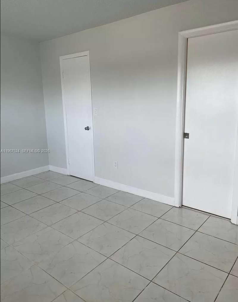 20400 NW 7 # 106, Miami Gardens FL 33169